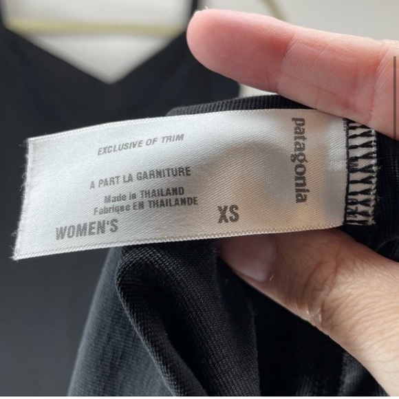 🏔️ Patagonia black midi dress expedition adventure - Picture 2 of 4